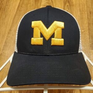 Michigan Wolverines Hat Cap Adult Snapback‎ Navy Mesh Trucker Style Zephyr